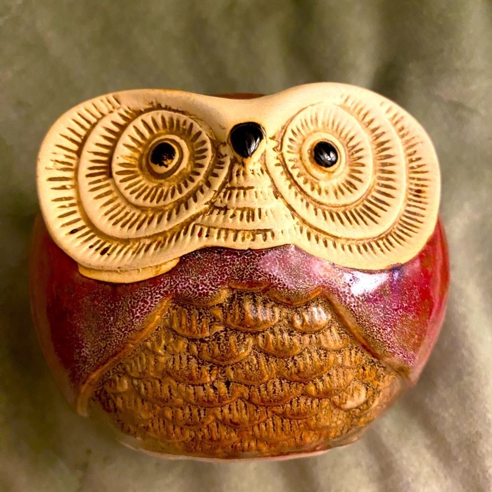 Pottery owl round bird